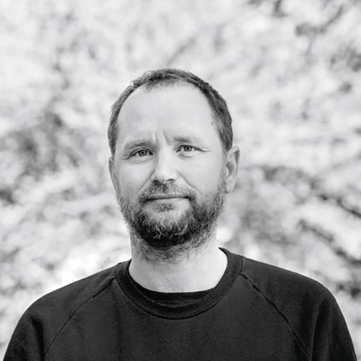 Tomas Saraceno
